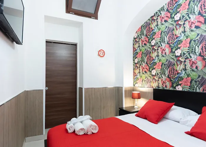 Apartment La Casa Smorfiosa - Centro Storico Neapel